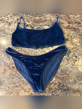 Triangl Women's Blue and Navy Velvet Bikini Set